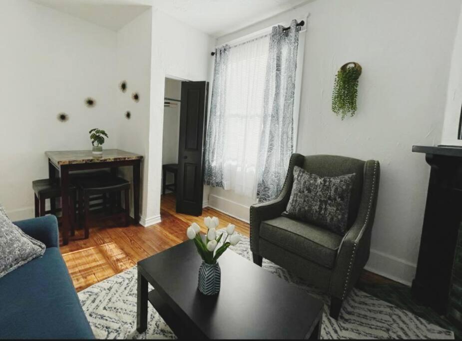 피츠버그 Lovely 2Br W Office Space - King Bed & Alexa 아파트 외부 사진