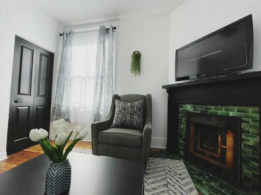 피츠버그 Lovely 2Br W Office Space - King Bed & Alexa 아파트 외부 사진